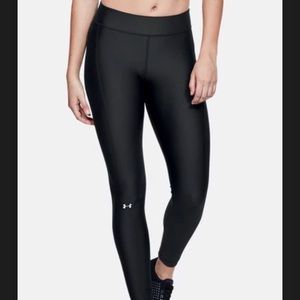 Under Armour Women’s Black Heat Gear Leggings